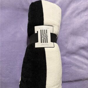 Victoria's Secret Monochrome Blanket